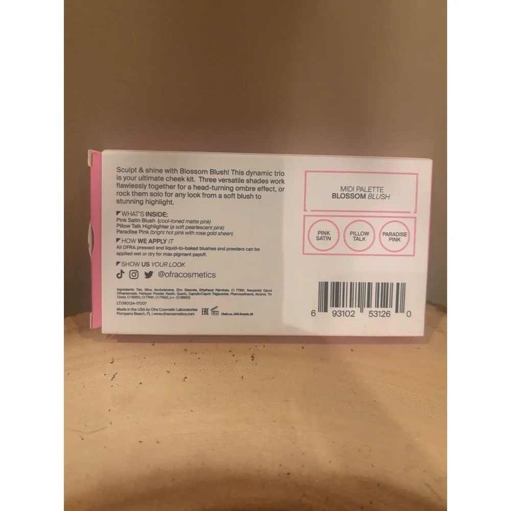 Ofra Cosmetics Midi Palette Blossom Blush‎ Highlighter Wet Or Dry Cheek Kit
